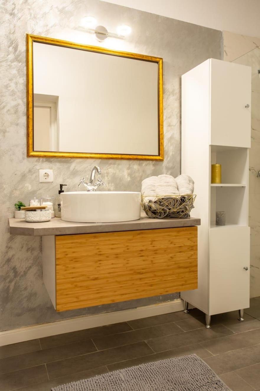 Luxury Ultra Central Сибиу Экстерьер фото