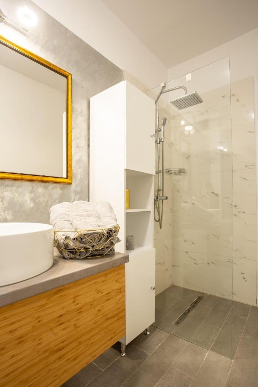 Luxury Ultra Central Сибиу Экстерьер фото